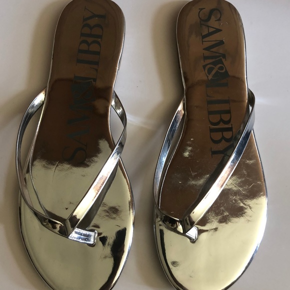 Shiny flip flops clearance